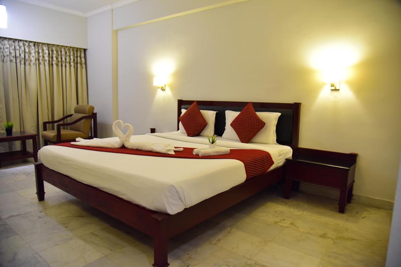 The Bhimas Residency Hotels Tirupati Ngoại thất bức ảnh